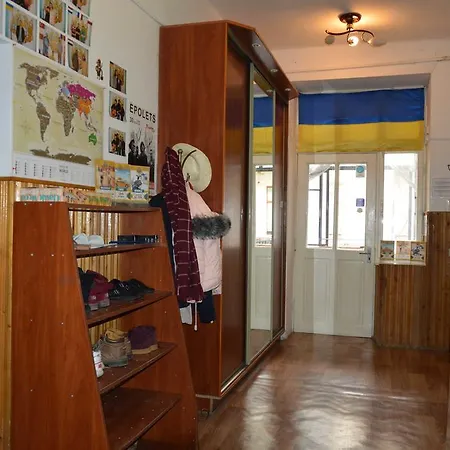 Lucky Hostel *
